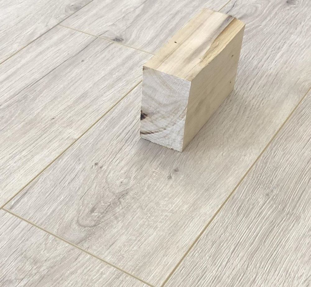 Ламинат "SunFloor" 8/33 4NV Дуб Эри 55 (1380*159*8 мм) — купить в Йошкар-Оле